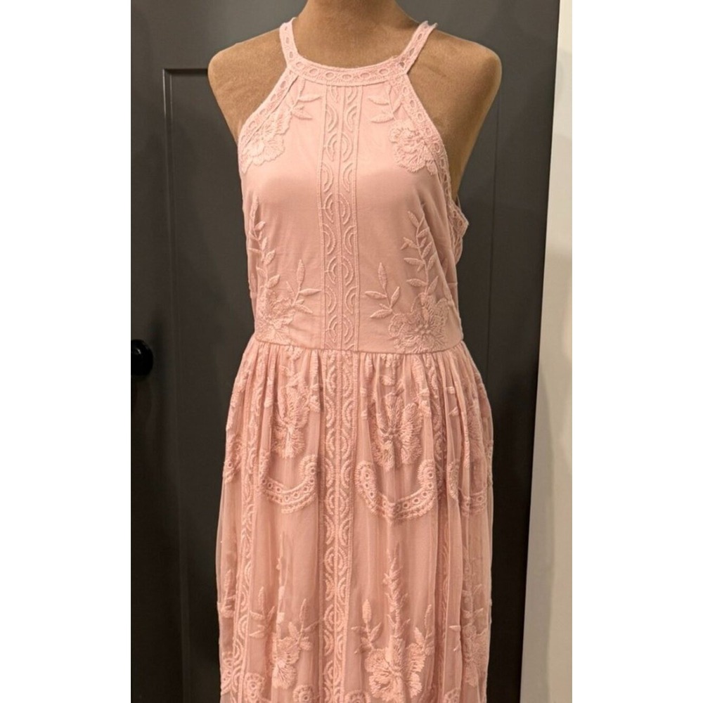 Altar'd State Pink Lace Maxi Dress — Size Medium — Excellent Condition